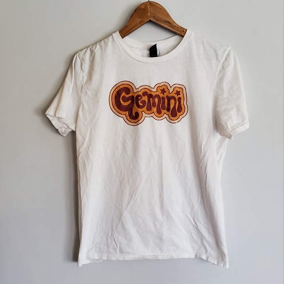 Anvil Tops - Gemini Graphic Tee size M